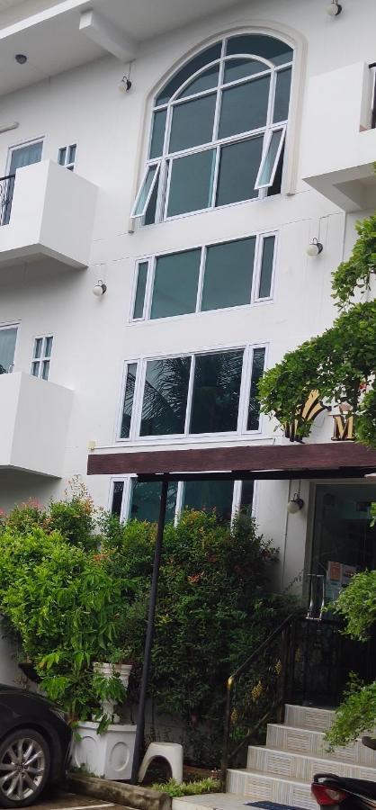 Maesot Siri Hotel Mae Sot Bagian luar foto
