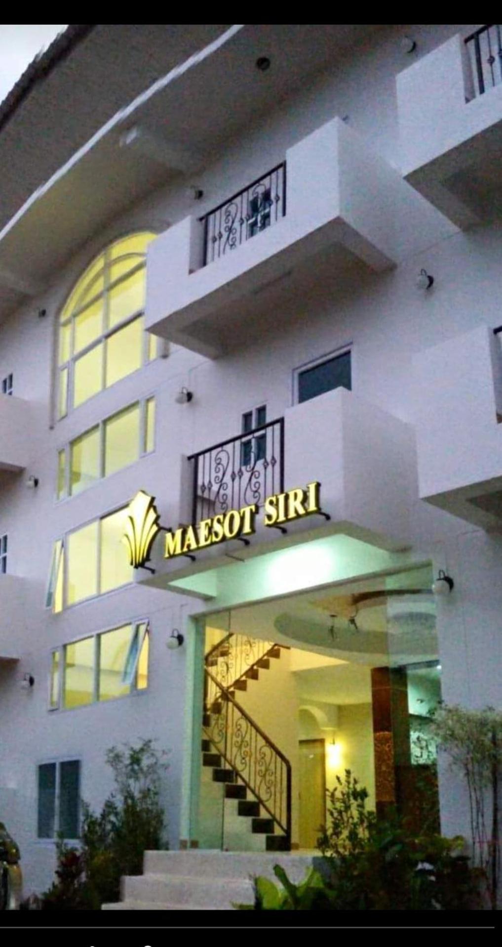 Maesot Siri Hotel Mae Sot Bagian luar foto