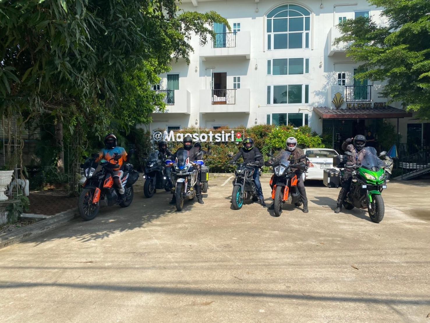 Maesot Siri Hotel Mae Sot Bagian luar foto