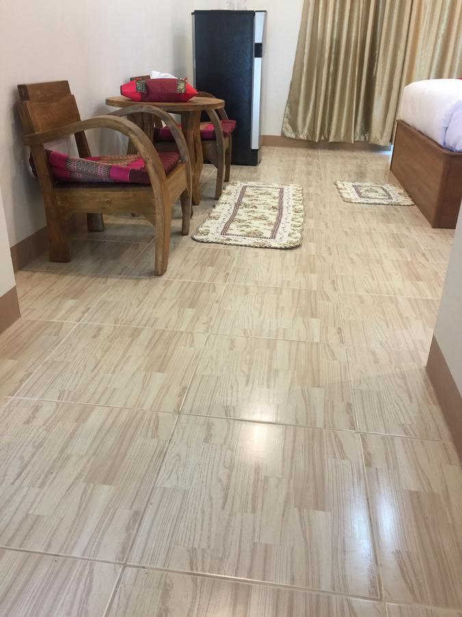Maesot Siri Hotel Mae Sot Bagian luar foto